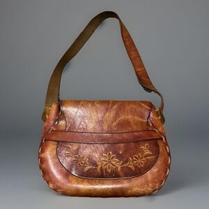 Vintage 70s Hand Tooled Leather Saddle Bag Boho Whipstitch Purse